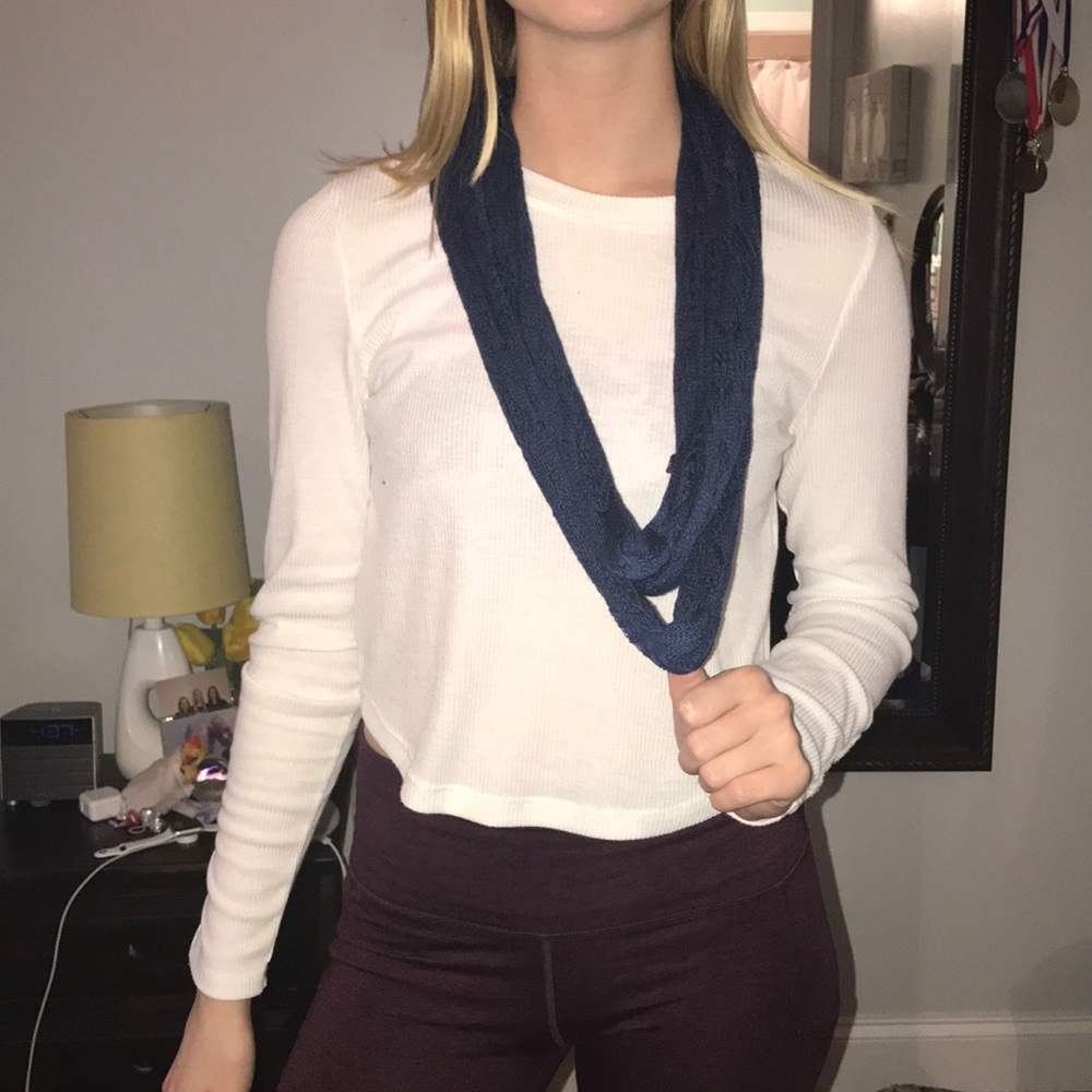 Navy Scarf!!